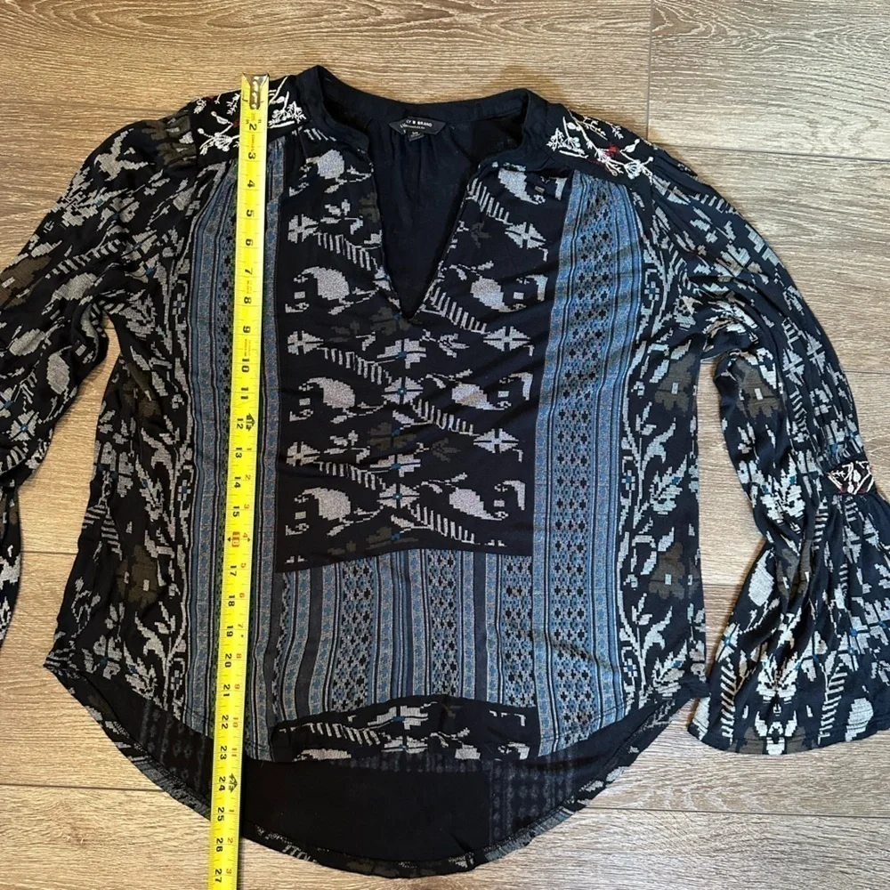 Lucky Brand Boho Witchy Embroidered Top - Picture 9 of 14
